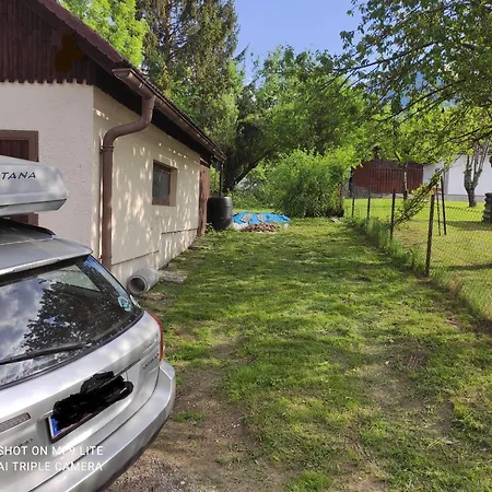 Small House In Beautiful Carinthia Hébergement de vacances