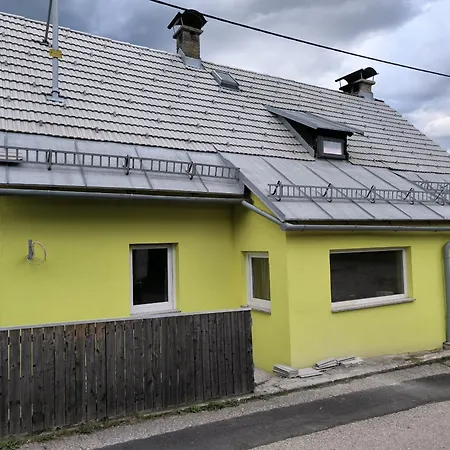 Small House In Beautiful Carinthia